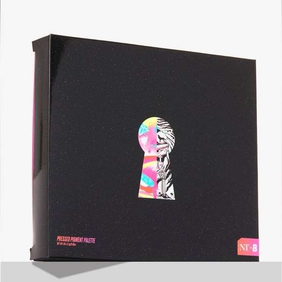 NWT NikkieTutorials x Beauty Bay Pressed Pigment Palette - Picture 2 of 6